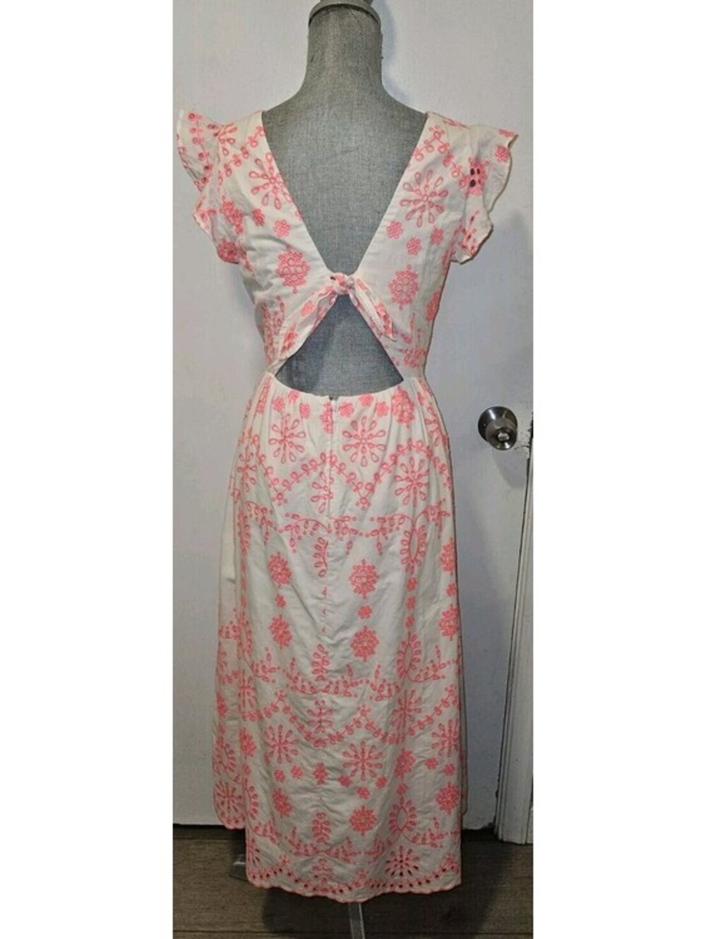 Lilly Pulitzer Size 4 Lillyanne Midi Dress Karmic Coral Neon Cotton Eyelet Dress - Picture 8 of 10